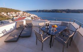 Apartments Zoya